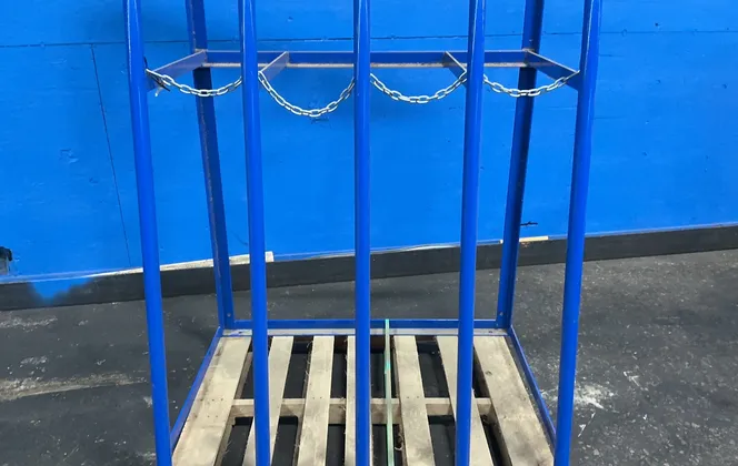 Four 9.5”x24” Bays Vertical Storage Rack