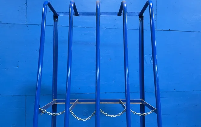 Four 9.5”x24” Bays Vertical Storage Rack