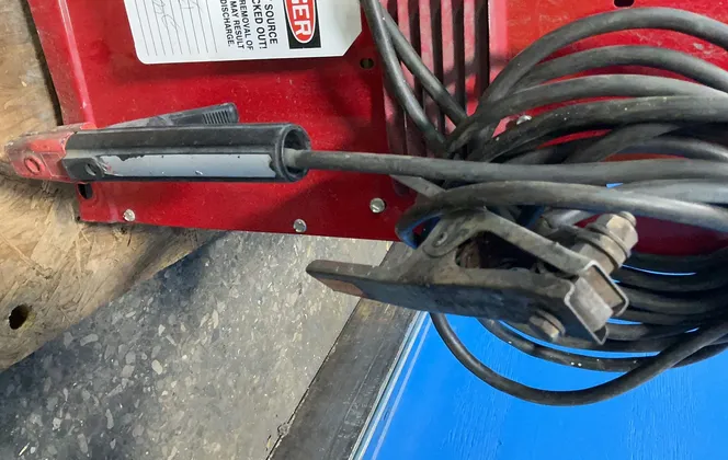Lincoln Electric 225 A Arc Welder - Ac-225