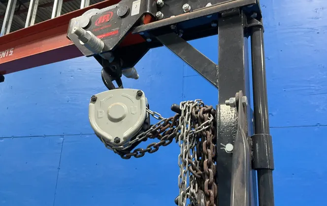 Ingersoll Rand 2 Metric Tons Gantry Crane