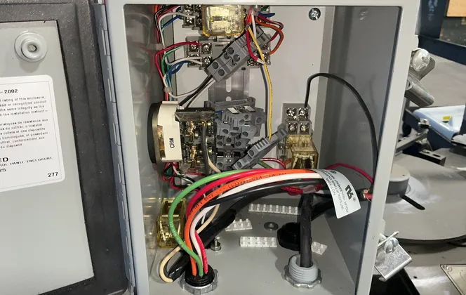 Superior Machine Systems Labeler - Genesis Zpe