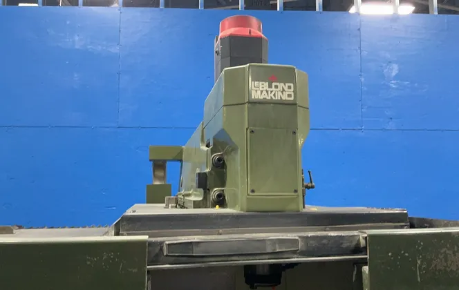Makino Milling Machine Co., Ltd. 18”x32” Table Cnc Vertical Machining Center - Snc64-a5