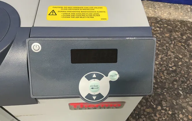 Thermo Scientific Chiller - Thermoflex 900