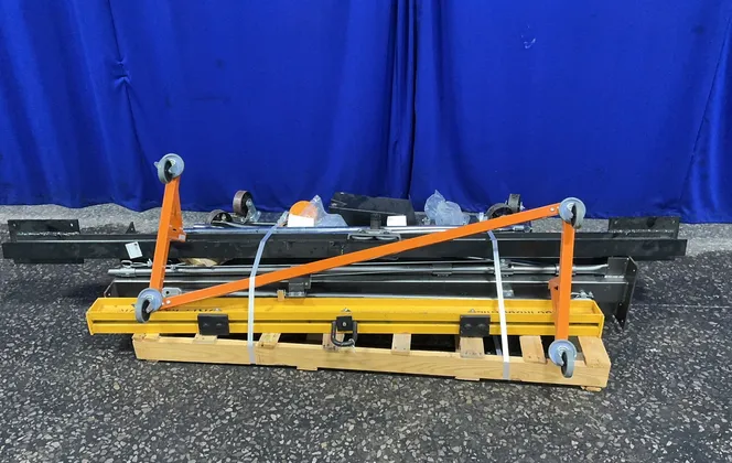 Pittsburgh Automotive 1.25 Tons Gantry Crane